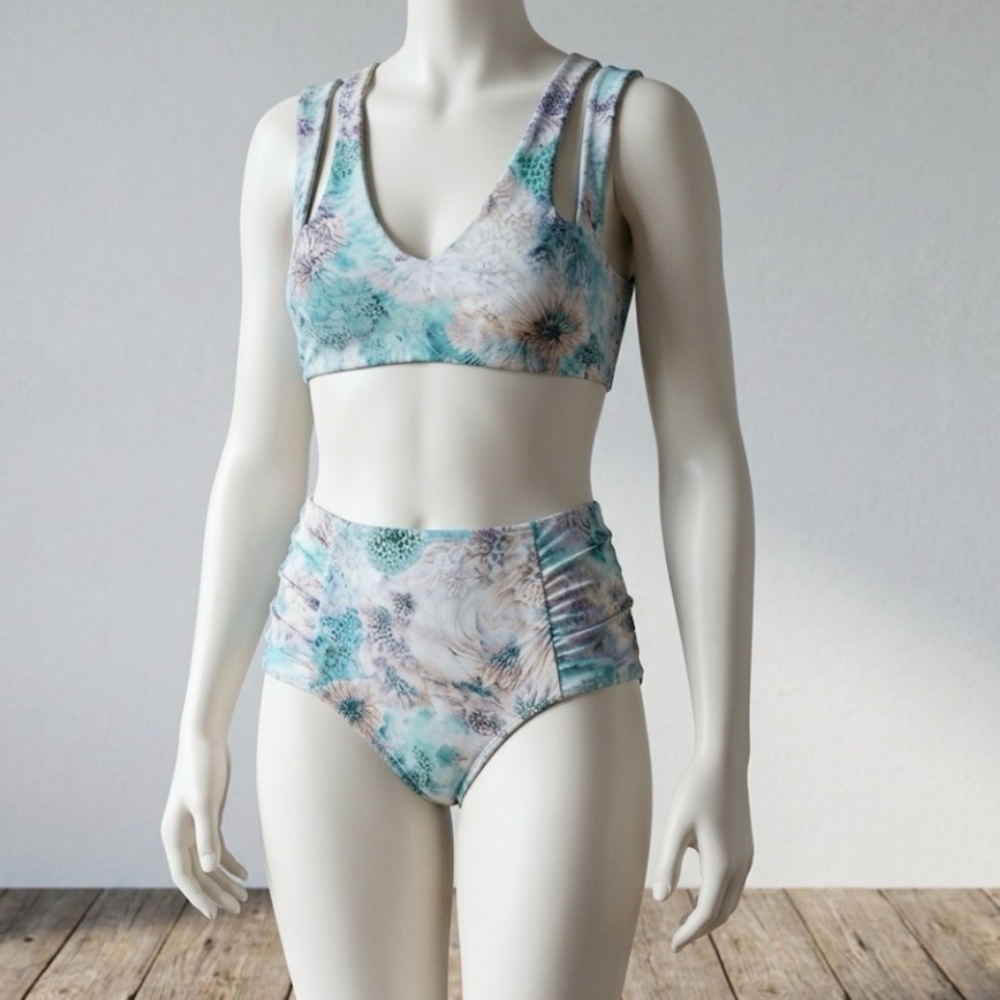 2 pieces Floral Print bikini from San lorenzo